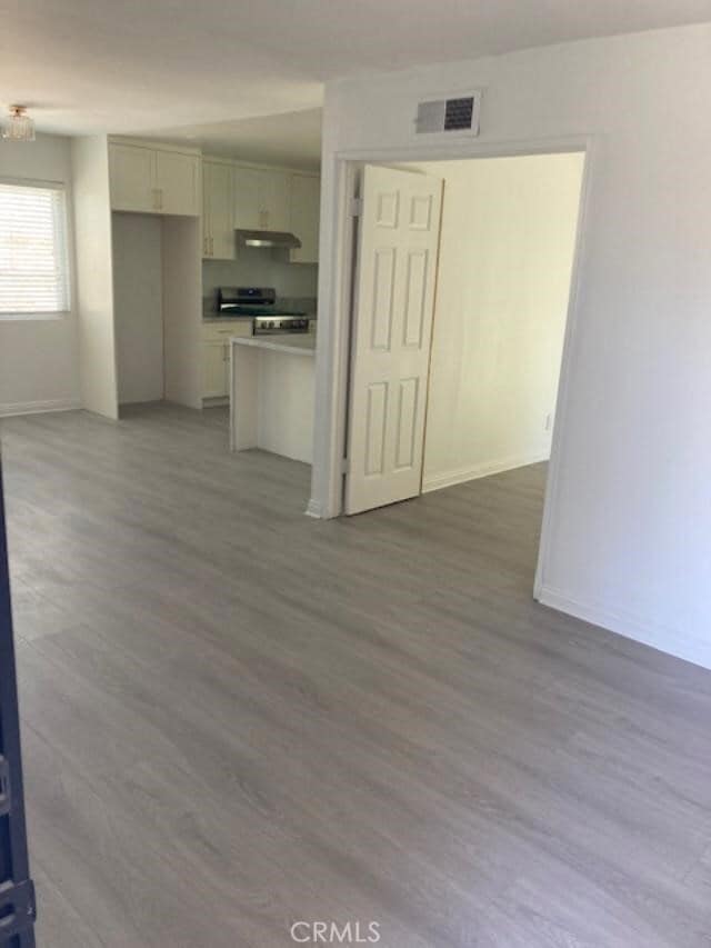 Building Photo - 1080 Tamarack Ave