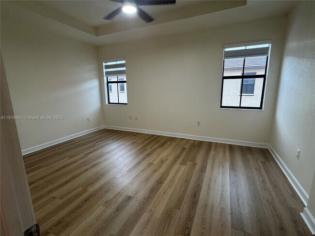 Building Photo - 10825 W 33rd Way