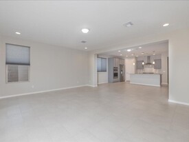 Building Photo - 7858 S Expedition Dr