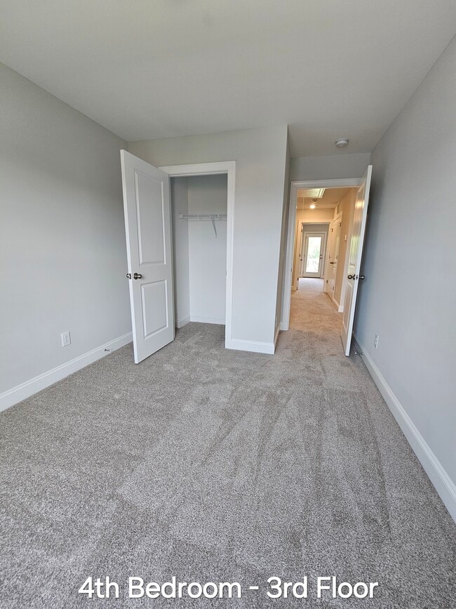 Building Photo - 589 Forestville Rd