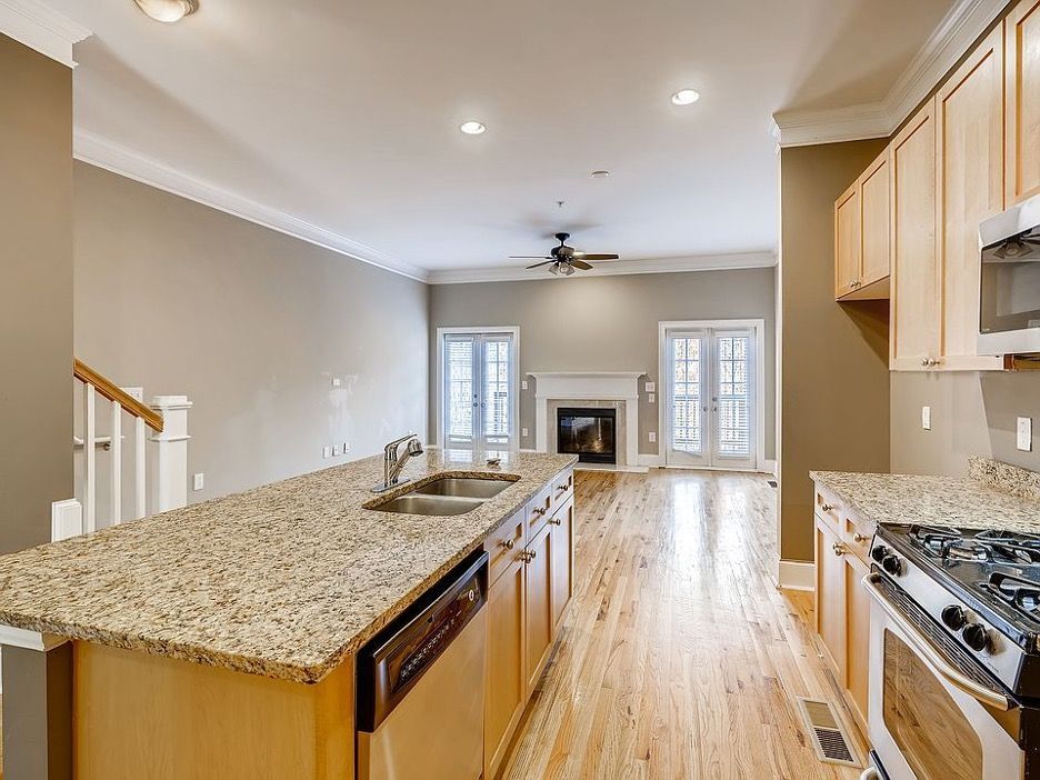 Building Photo - 1693 Mosaic Way