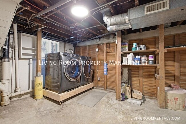 Building Photo - 1740 SE 47th Ave