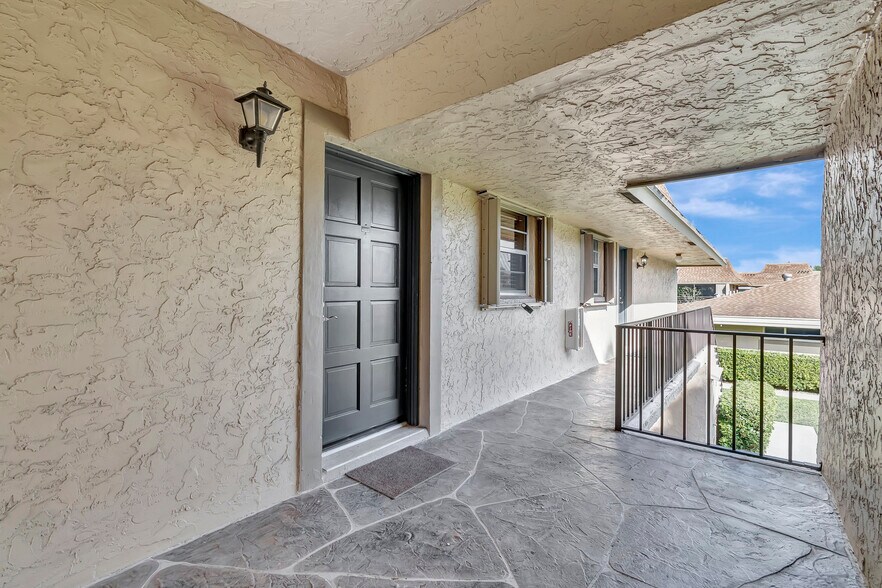 Building Photo - 1271 NW 13th St