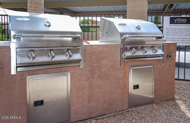 Building Photo - 18416 N Cave Creek Rd