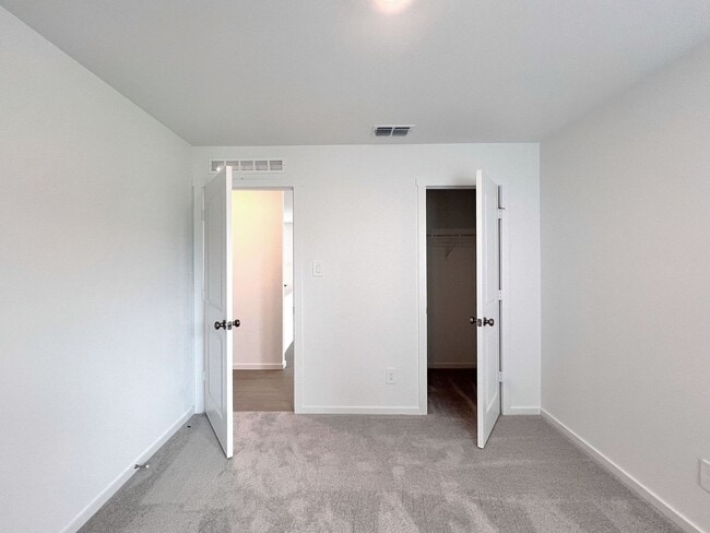 Building Photo - 3443 Rover Rd