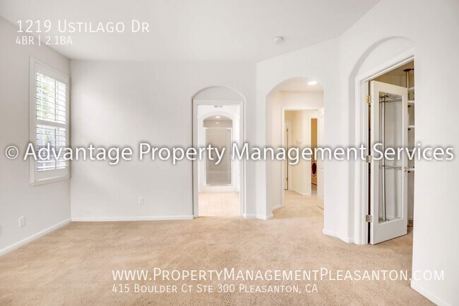 Building Photo - 1219 Ustilago Dr