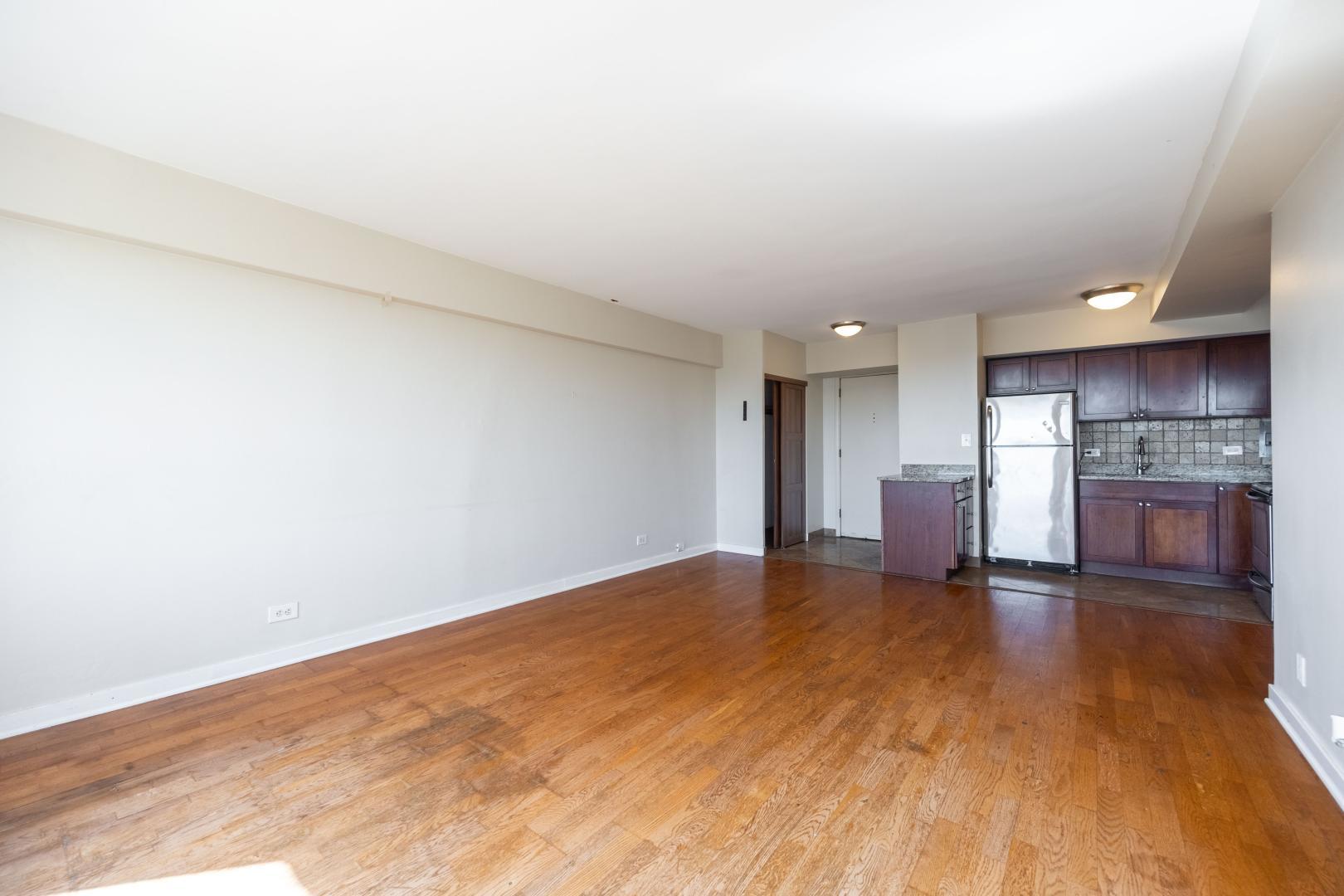 Building Photo - 4180 N Marine Dr