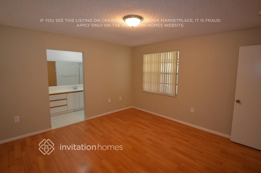 Building Photo - 19226 NW 82nd Cir Ct