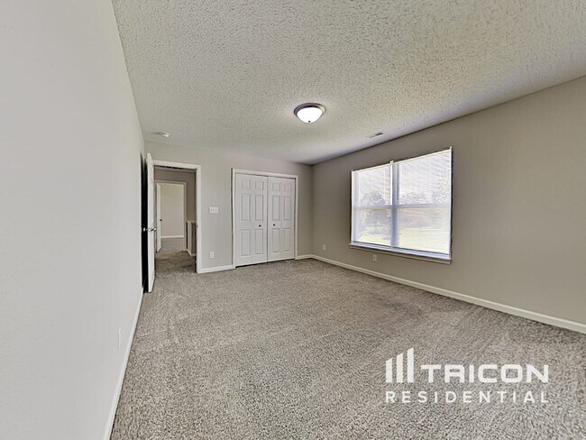 Building Photo - 9635 Gull Lake Dr