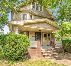 Building Photo - 448 E 114th St