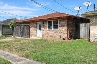 Building Photo - 7801 Unity Dr
