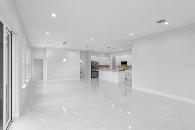 Building Photo - 197 Valencia Ridge Dr