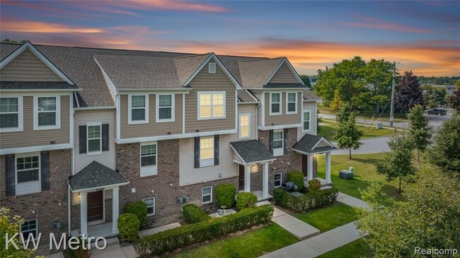 Building Photo - 4636 Bradley Cir