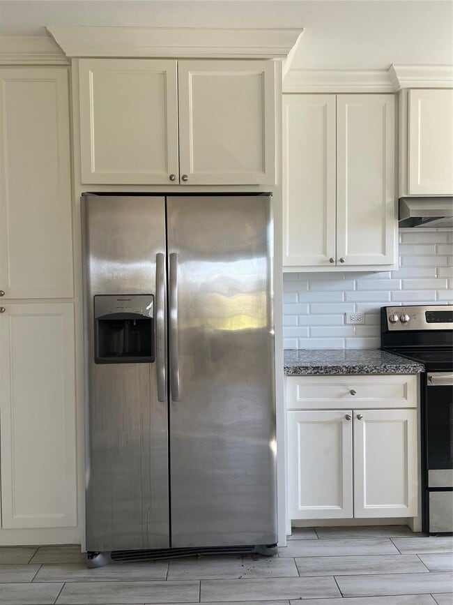 Building Photo - 3521 Toliver St