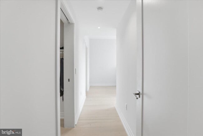 Building Photo - 1201 N Royal St