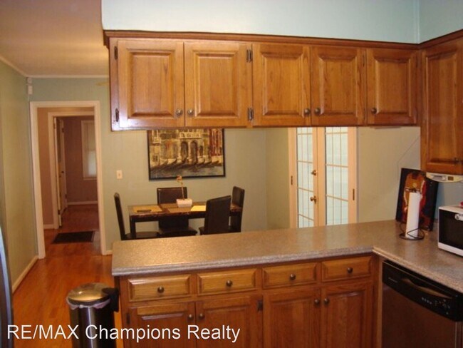 Building Photo - 3 br, 2 bath House - 5602 Morris Ave