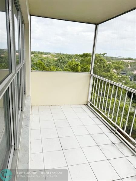 Building Photo - 10777 W Sample Rd