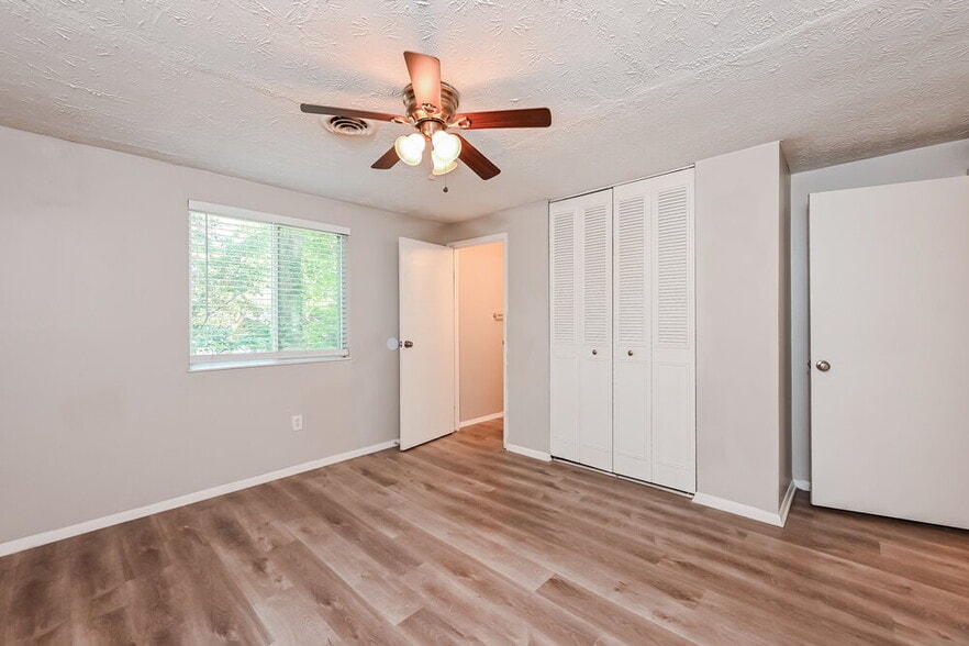 Building Photo - 1860 Suwanee Ridge Ct NW