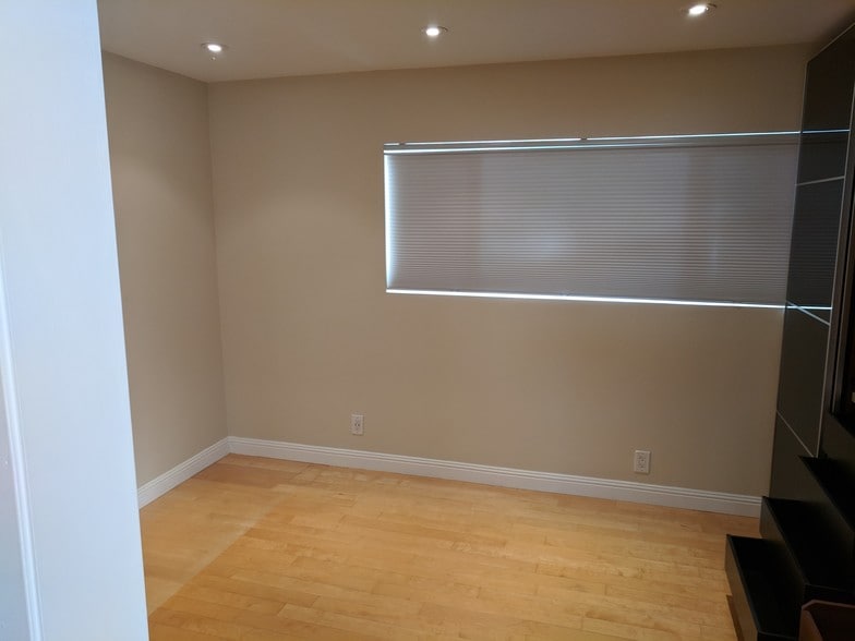Bedroom - 141 Corona Ave