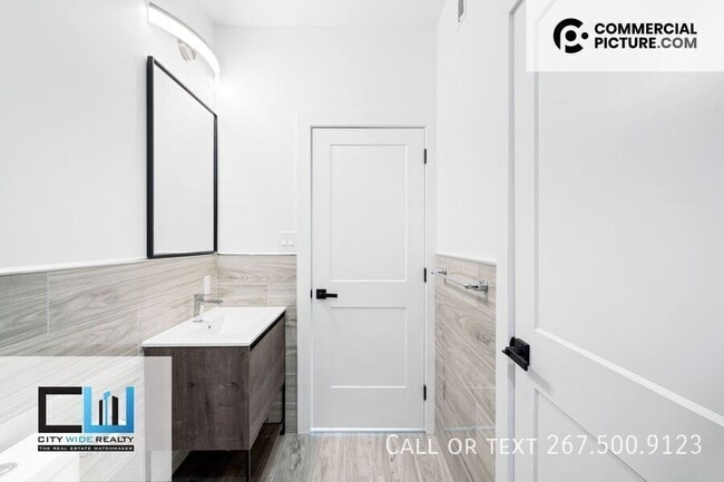 Building Photo - 1845 Hartranft St