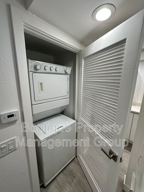 Building Photo - 34 Dianthus