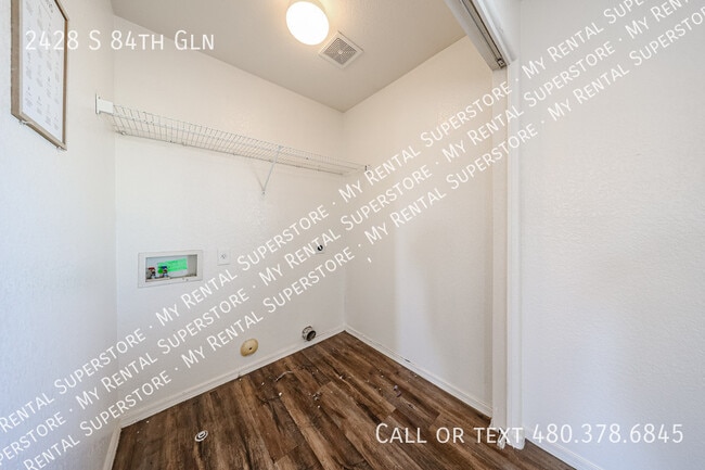 Building Photo - 2428 S 84th Gln