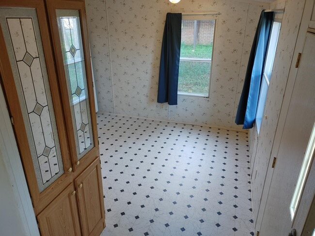 Building Photo - 218 Creektop Ct