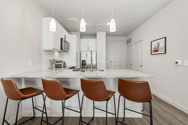 Building Photo - 5820 1/2 Cameron Road-SI FL1-ID1303397P