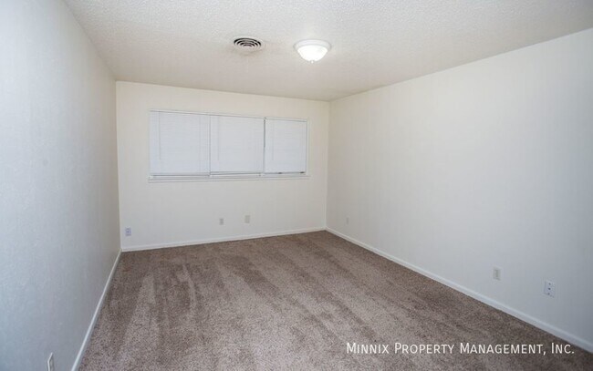 Building Photo - 5409 9th St