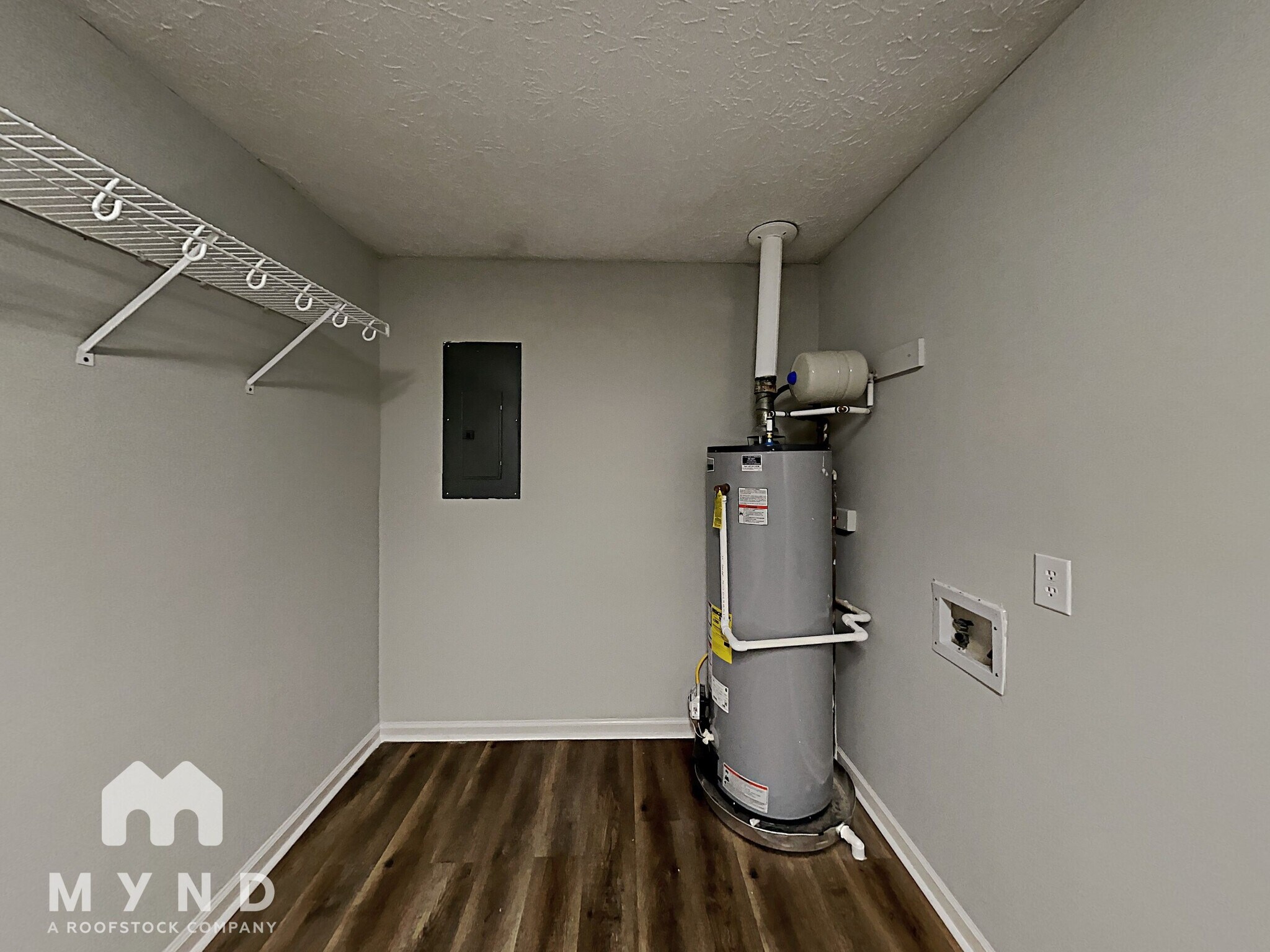 Building Photo - 70 Highland Cir