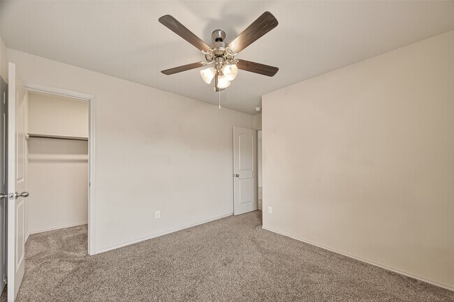 Building Photo - 23506 Umbrella Pine Dr