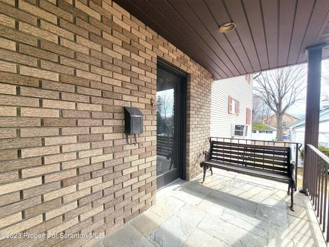 Building Photo - 328 4th St