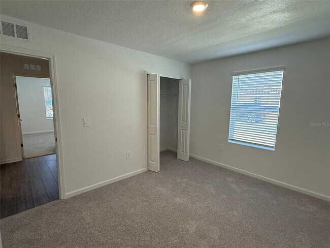 Building Photo - 8329 SW 42nd Cir