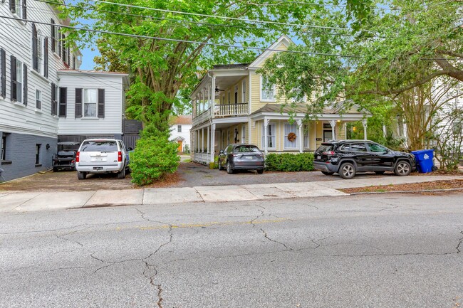 Primary Photo - Renovated Downtown Unit