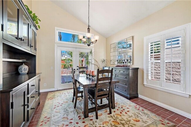 Building Photo - 28371 La Falda