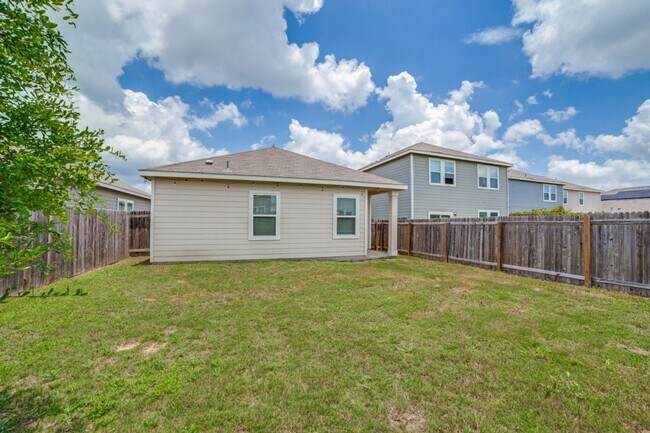 Building Photo - 14426 Elkhorn Crest