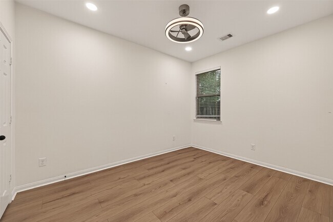 Building Photo - 16131 Keystone Ridge Ln