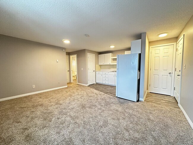 Interior Photo - Eagle's Landing