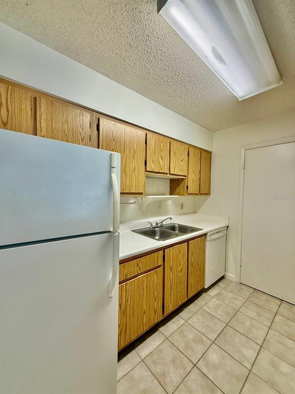 Building Photo - 13385 Arbor Pointe Cir