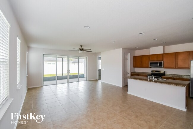 Building Photo - 95509 Hanover Ct