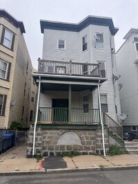 Building Photo - Spacious  4 Bed 2 Bath Boston Gem
