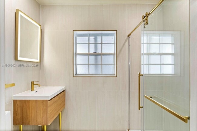 Building Photo - 9132 Froude Ave