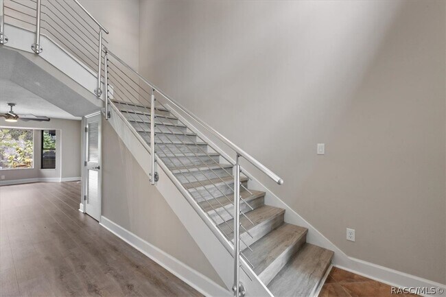 Building Photo - 11310 W Bayshore Dr