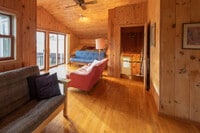 Building Photo - 4168 Lake Shore Dr