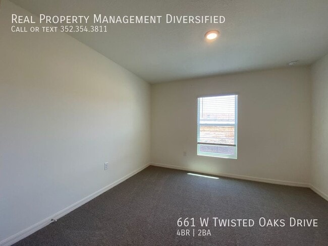 Building Photo - 4801 N Forest Ridge Blvd