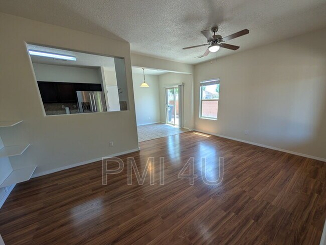 Building Photo - 10835 Crissy Field Way NE
