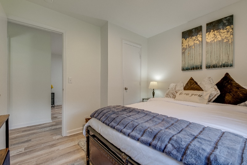 Building Photo - 179 Anderson Ln