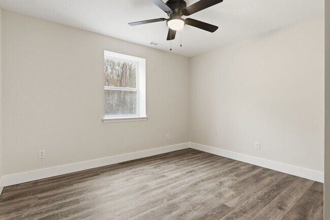 Building Photo - 6008 Champion Rd