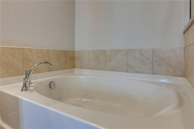 Building Photo - 11716 Selkirk Dr