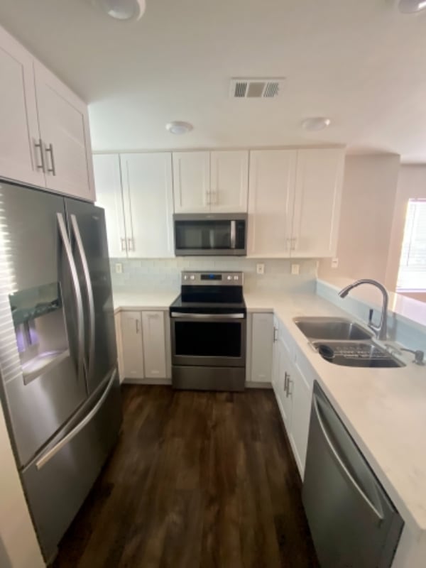 Building Photo - 8929 Arlingdale Way